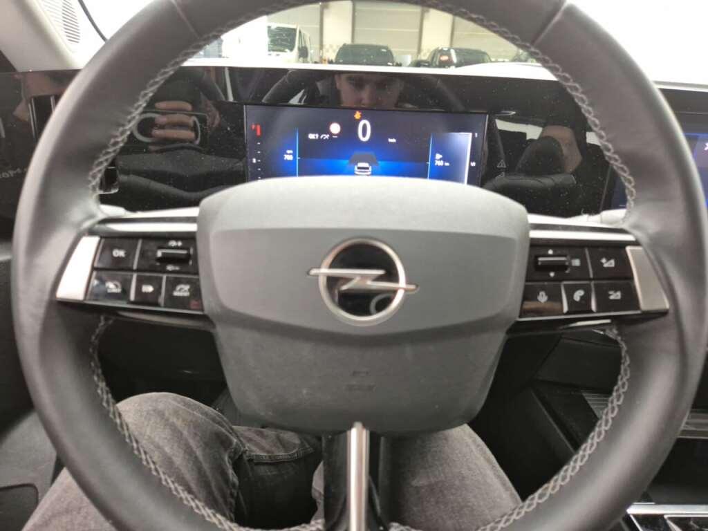 OPEL Astra Sports Tourer 1.2 Turbo Level 2 photo