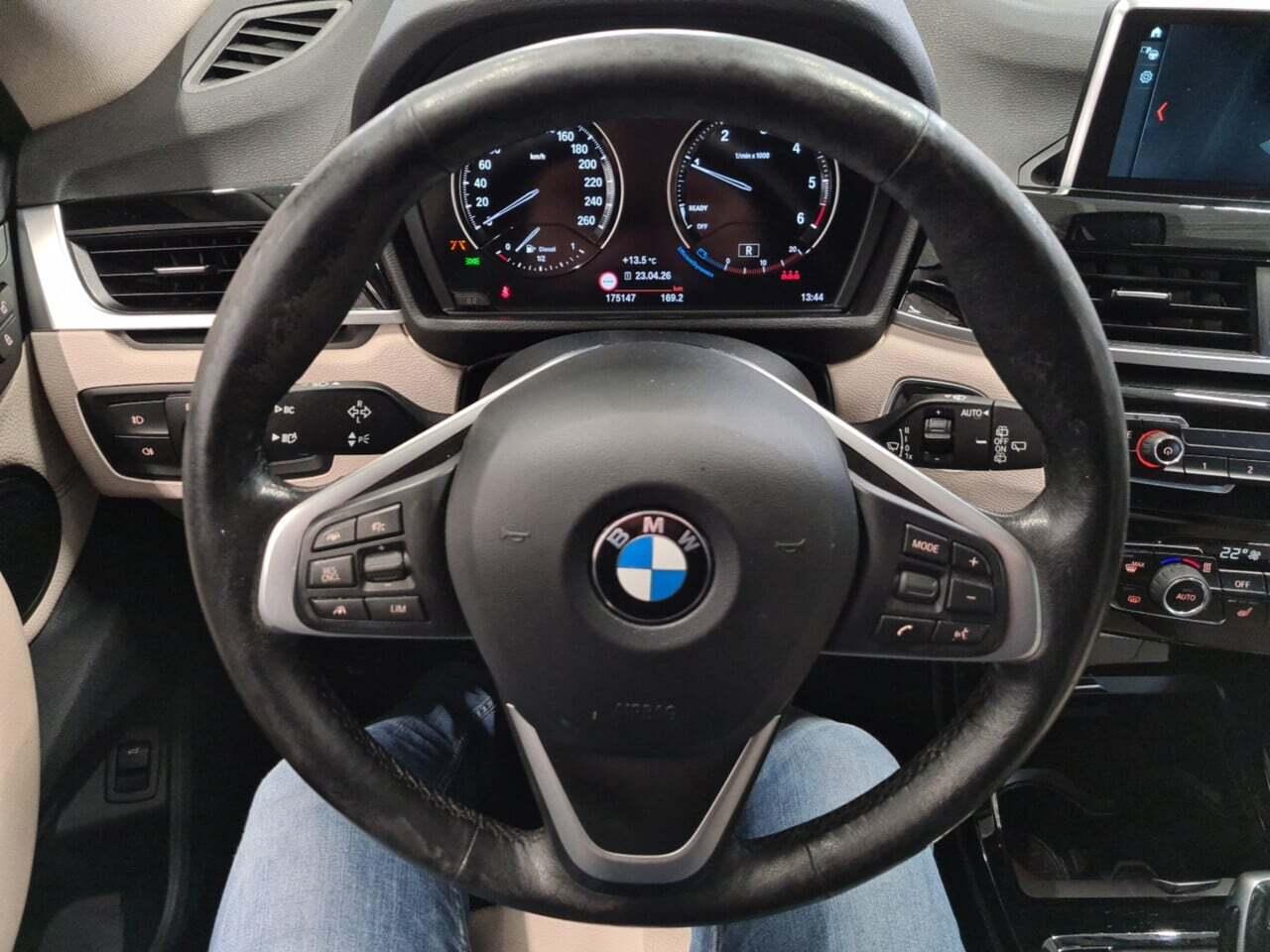 BMW X1 sDrive16d Hi.Ex.Ed. photo