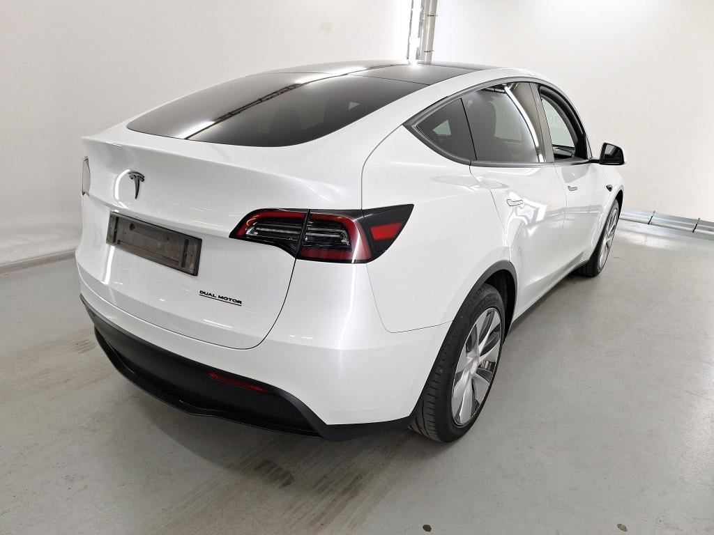 TESLA MODEL Y BEV LONG RANGE AUTO 4WD photo
