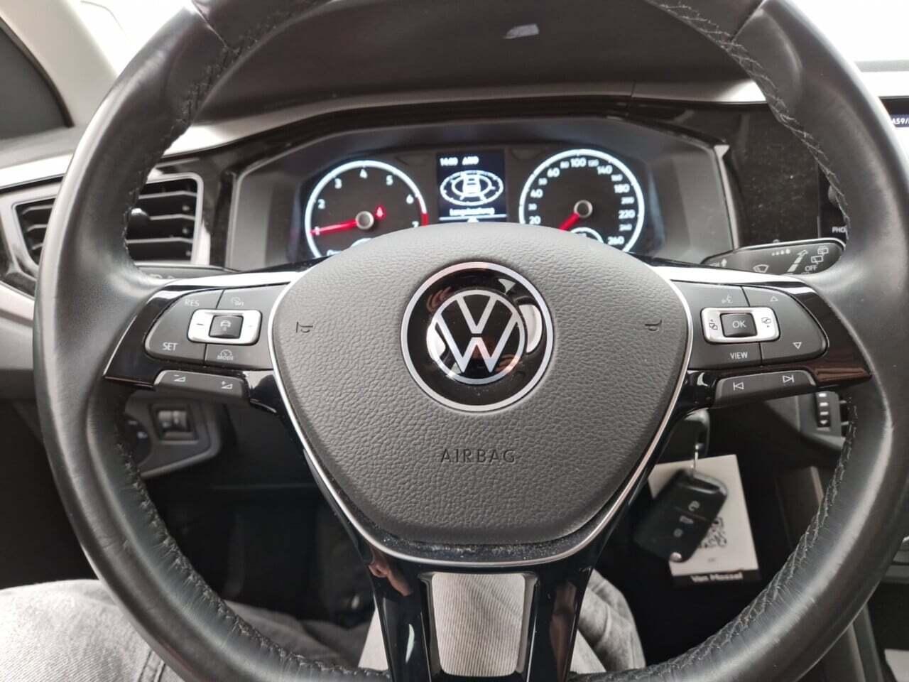 VOLKSWAGEN POLO 1.0 TSI Comfortline photo