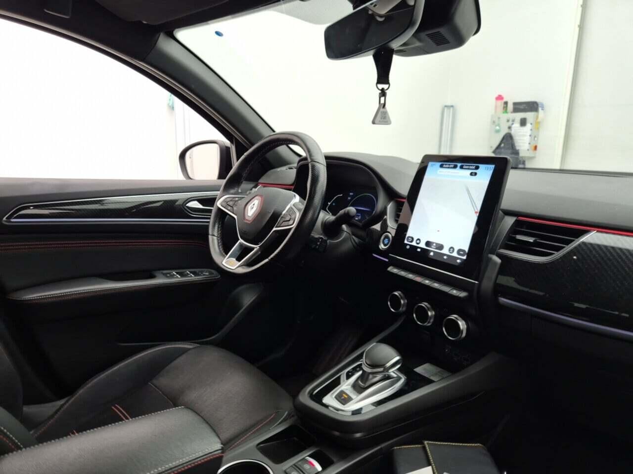 RENAULT Arkana 1.6 E-T H 145 RSLine photo