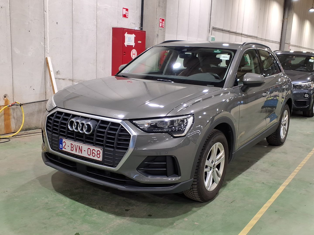 AUDI Q3 1.5 35 TFSI S TRONIC BUS. ED. ATTRACTION