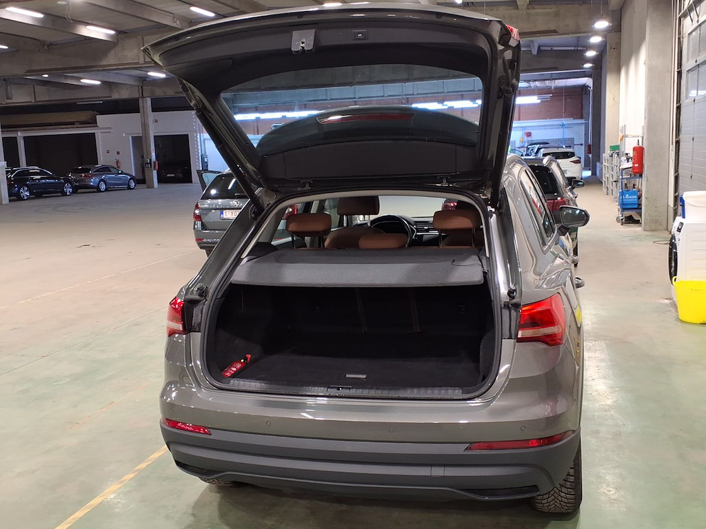 AUDI Q3 1.5 35 TFSI S TRONIC BUS. ED. ATTRACTION photo