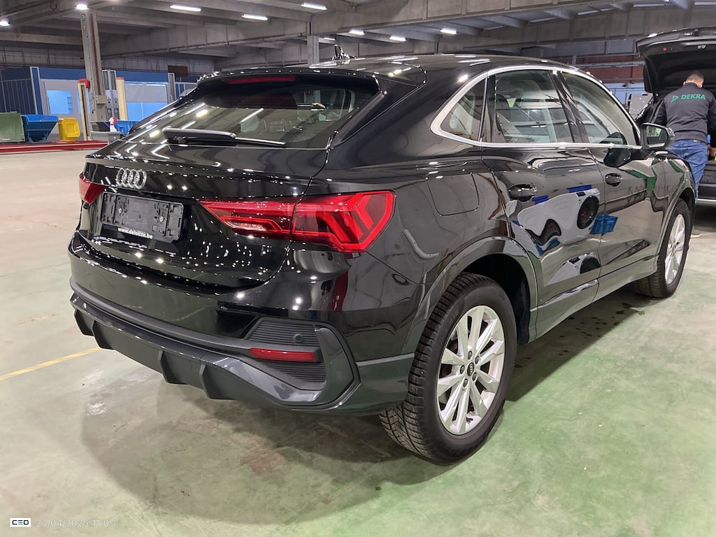 AUDI Q3 Sportback 1.4 45 TFSI E S TRONIC photo