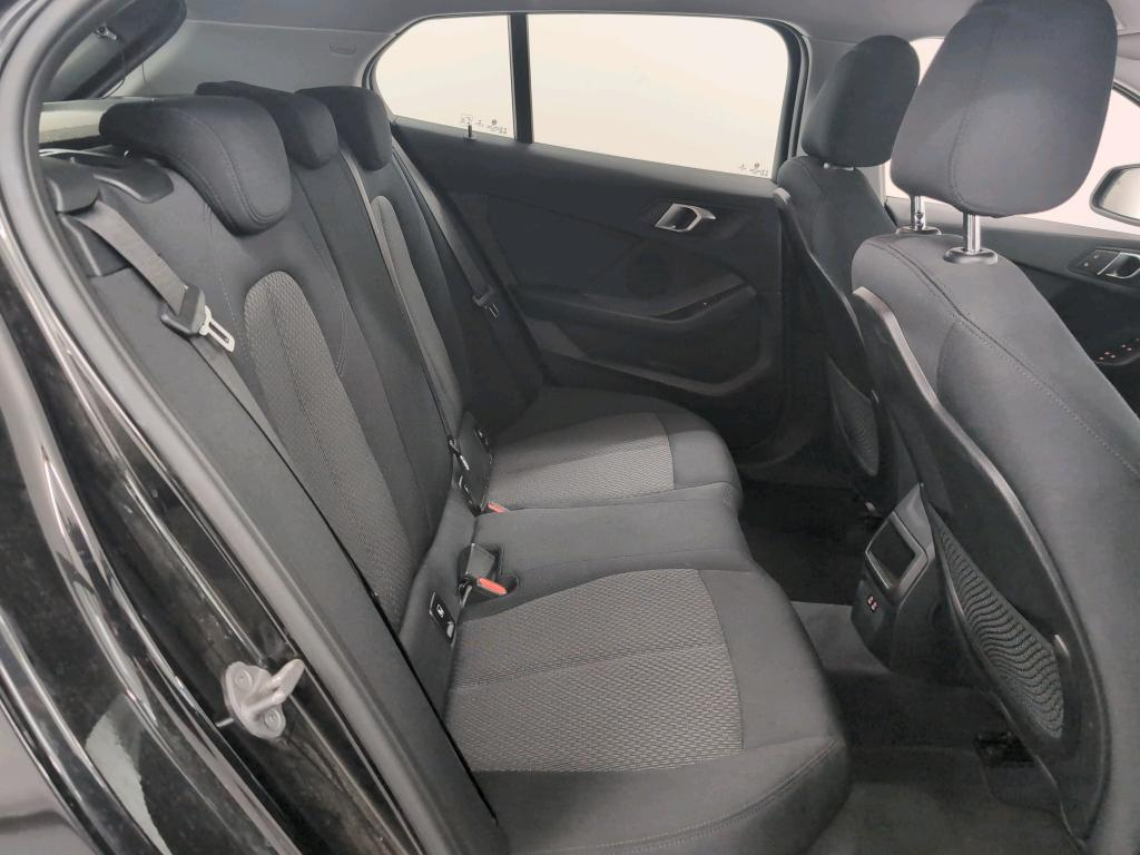 BMW 1 SERIES HATCH 1.5 116DA (85KW) photo