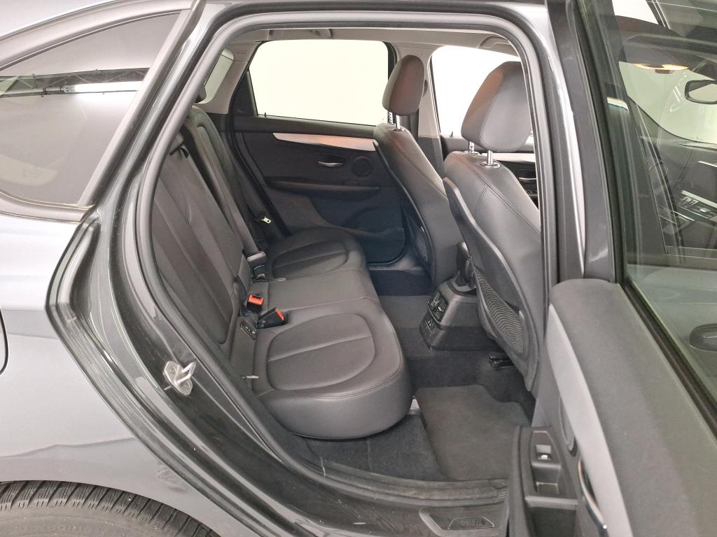 BMW 2 ACTIVE TOURER DIESEL - 2018 216 d AdBlue photo