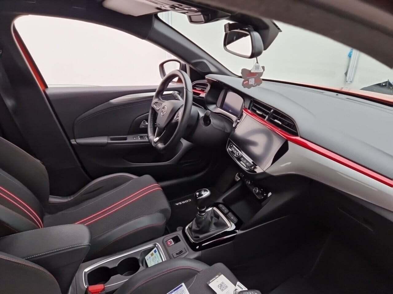 OPEL Corsa 1.2 GS Line photo