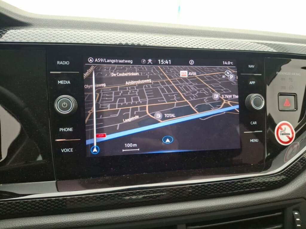 VOLKSWAGEN POLO 1.0 TSI Life photo