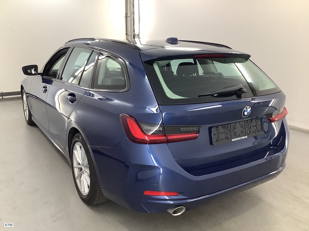 BMW 3 SERIES TOURING 2.0 318D (100KW) TOURING photo