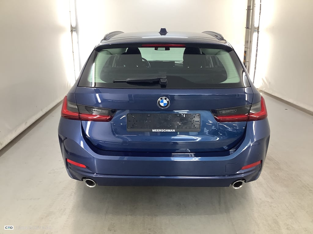 BMW 3 SERIES TOURING 2.0 318D (100KW) TOURING photo