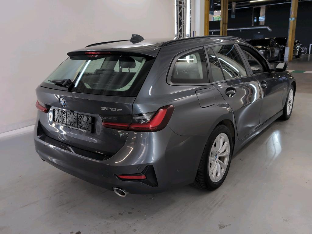 BMW 3 SERIES TOURING 2.0 320E TOURING photo