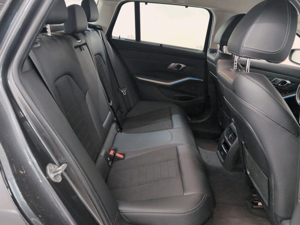 BMW 3 SERIES TOURING 2.0 320E TOURING photo