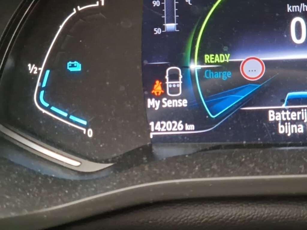 RENAULT Arkana 1.6 E-T H 145 RSLine photo