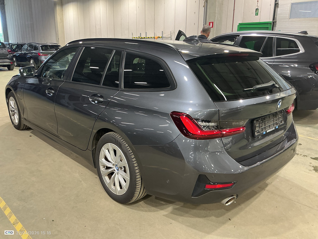 BMW 3 SERIES TOURING 2.0 320E TOURING photo