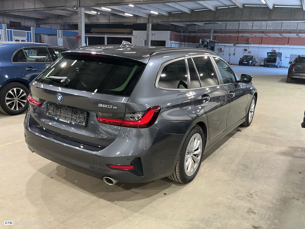 BMW 3 SERIES TOURING 2.0 320E TOURING photo
