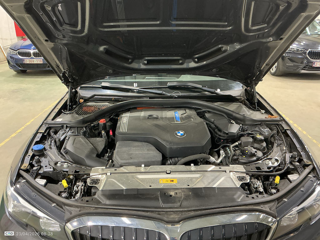 BMW 3 SERIES TOURING 2.0 330E (215KW) TOURING photo