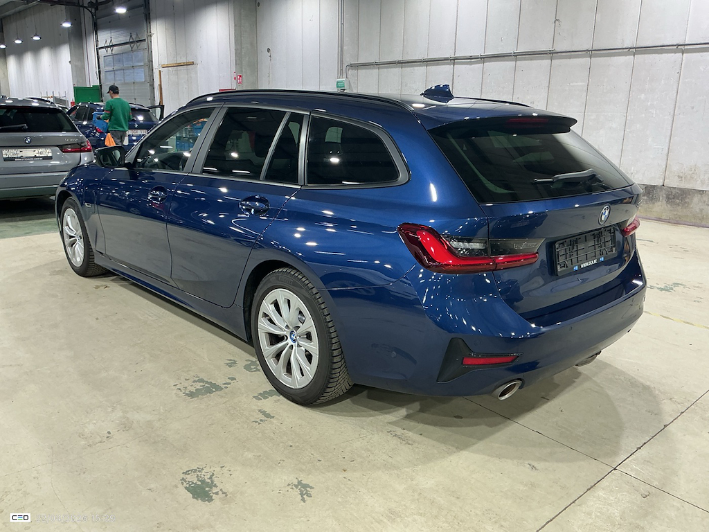 BMW 3 SERIES TOURING 2.0 330E (215KW) TOURING photo