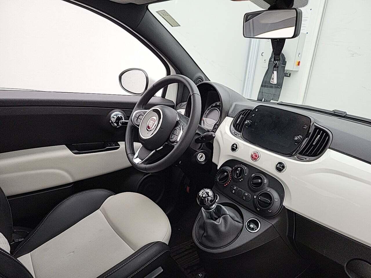 FIAT 500 1.0 Hybrid Dolcevita photo