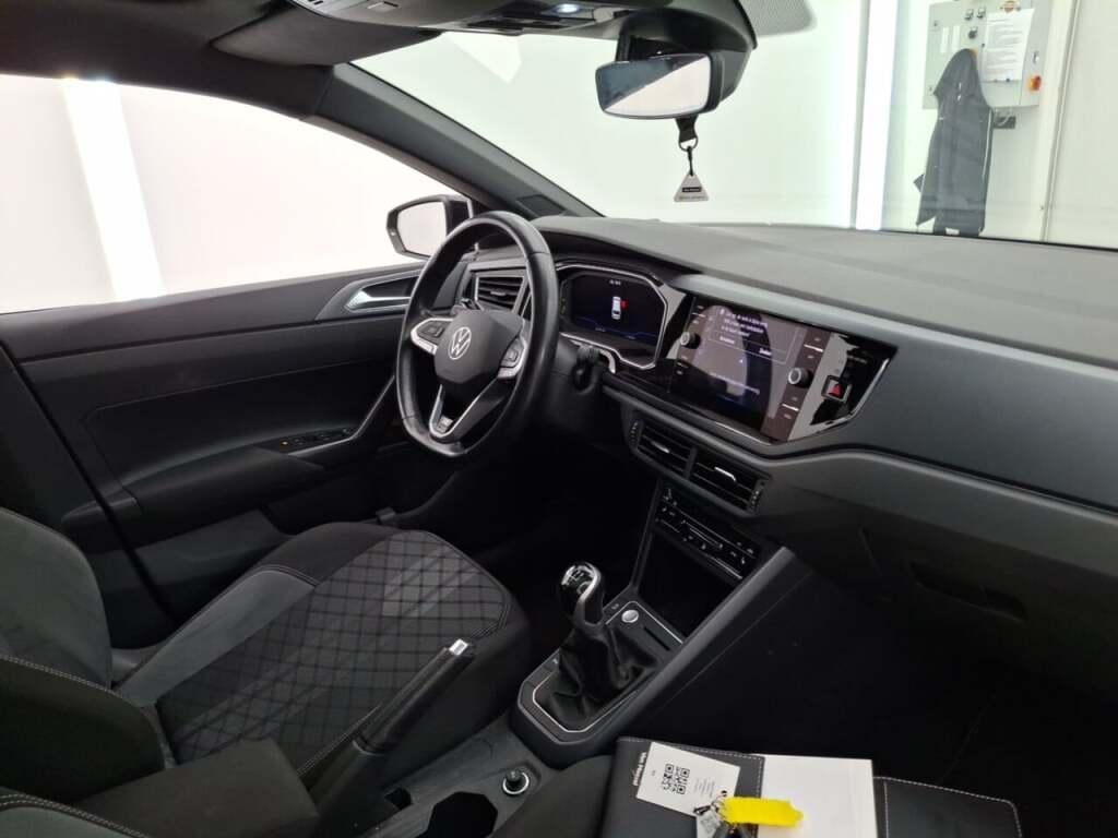 VOLKSWAGEN POLO 1.0 TSI R-Line photo