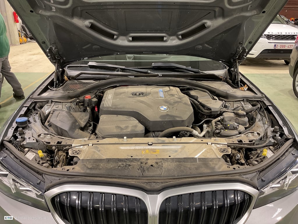 BMW 3 SERIES TOURING 2.0 330E (215KW) TOURING photo