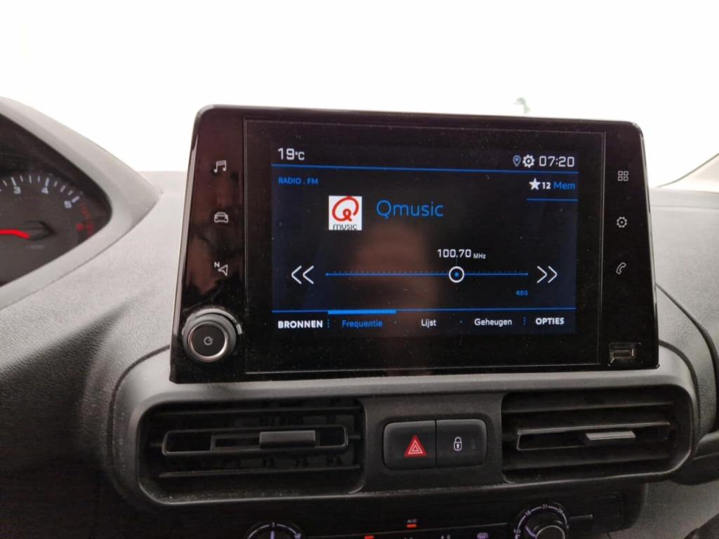 PEUGEOT Partner 1.5 BlueHDI Premium photo