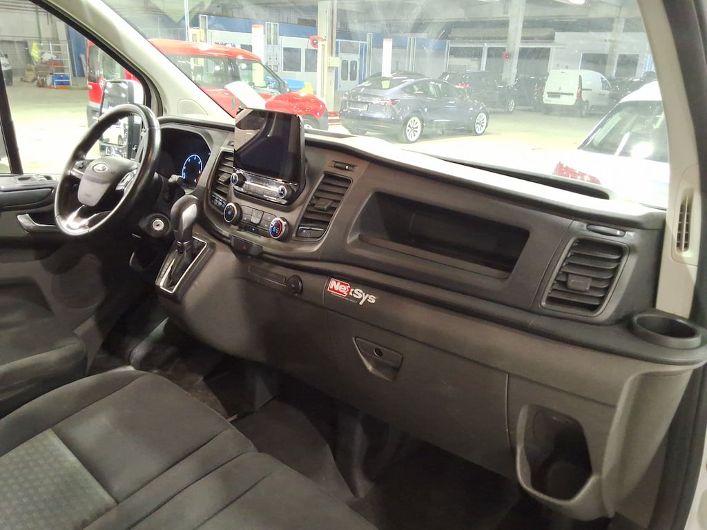 FORD TRANSIT CUSTOM 2.0TD 130PS TREND FWD 340 LWB AUTO photo