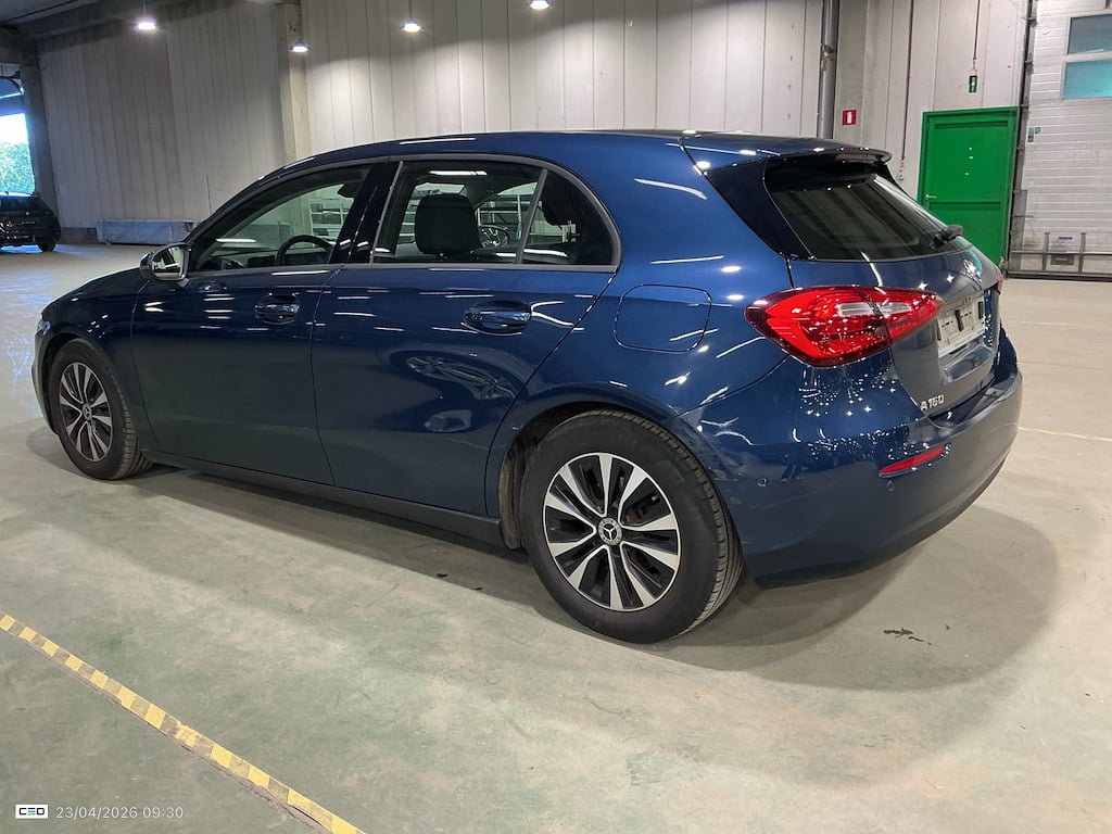 MERCEDES-BENZ CLASS A (W177) A 160 Business Solution photo