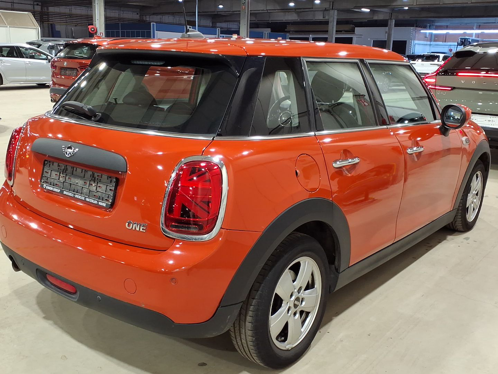 MINI MINI 5 DOOR 1.5 ONE photo