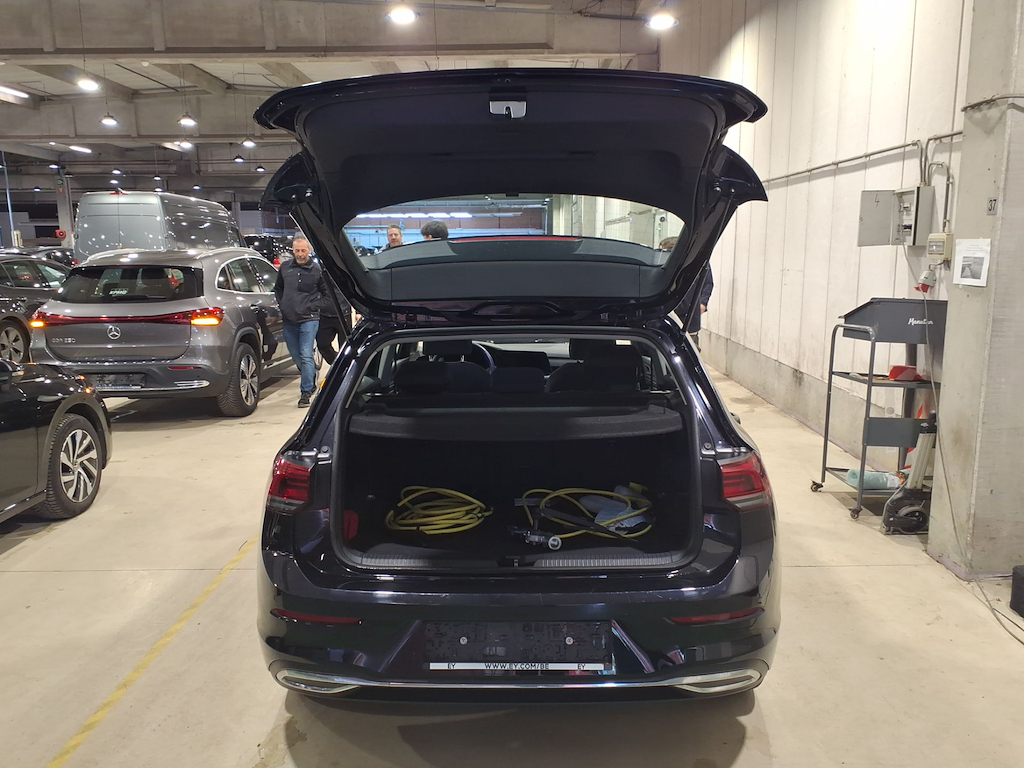 VOLKSWAGEN GOLF VIII 1.4 EHYBRID STYLE BUSINESS DSG photo