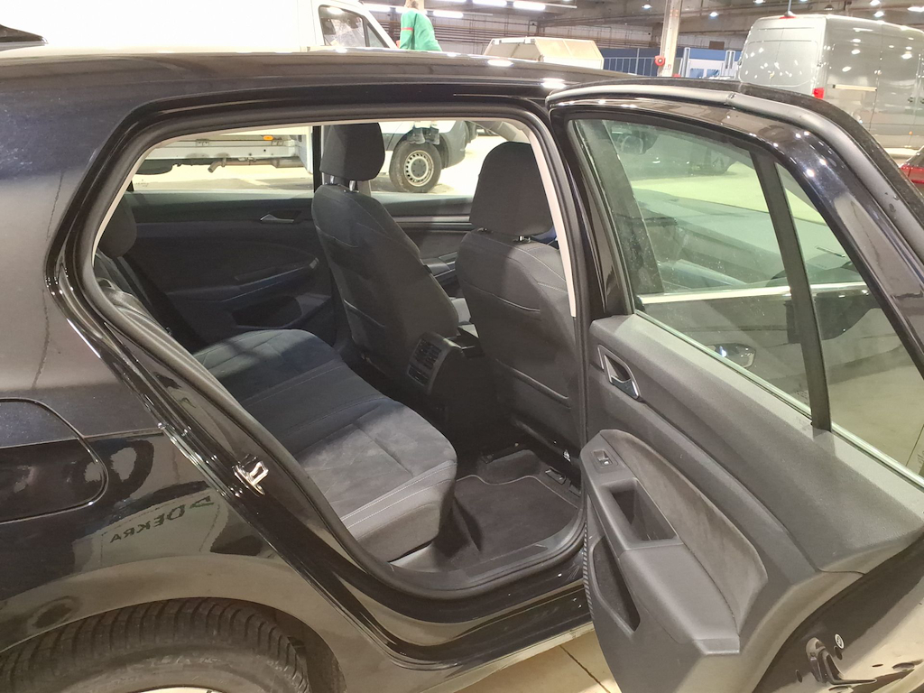 VOLKSWAGEN GOLF VIII 1.4 EHYBRID STYLE BUSINESS DSG photo