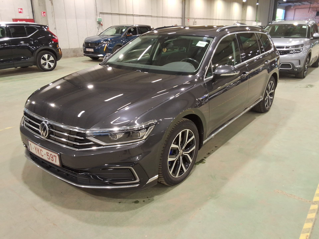 VOLKSWAGEN PASSAT VARIANT GTE - 2020 1.4 TSI PHEV GTE Business DSG