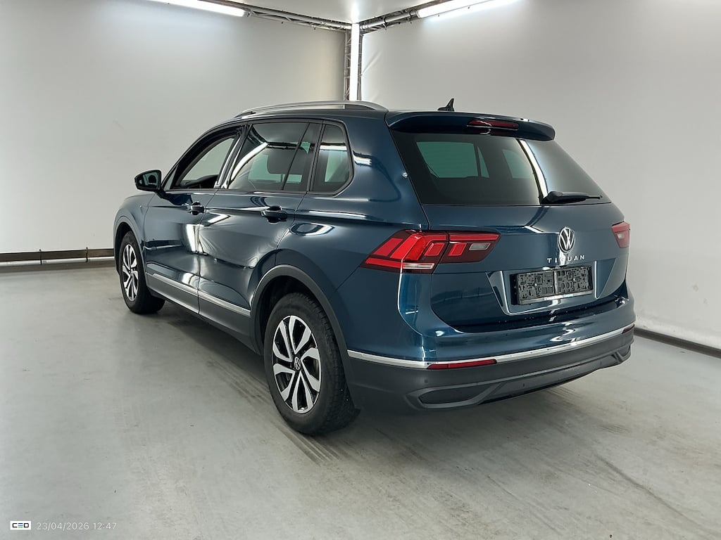 VOLKSWAGEN TIGUAN 1.5 TSI 96KW ACTIVE photo