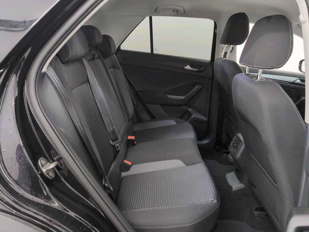 VOLKSWAGEN T-ROC 1.0 TSI ACTIVE photo
