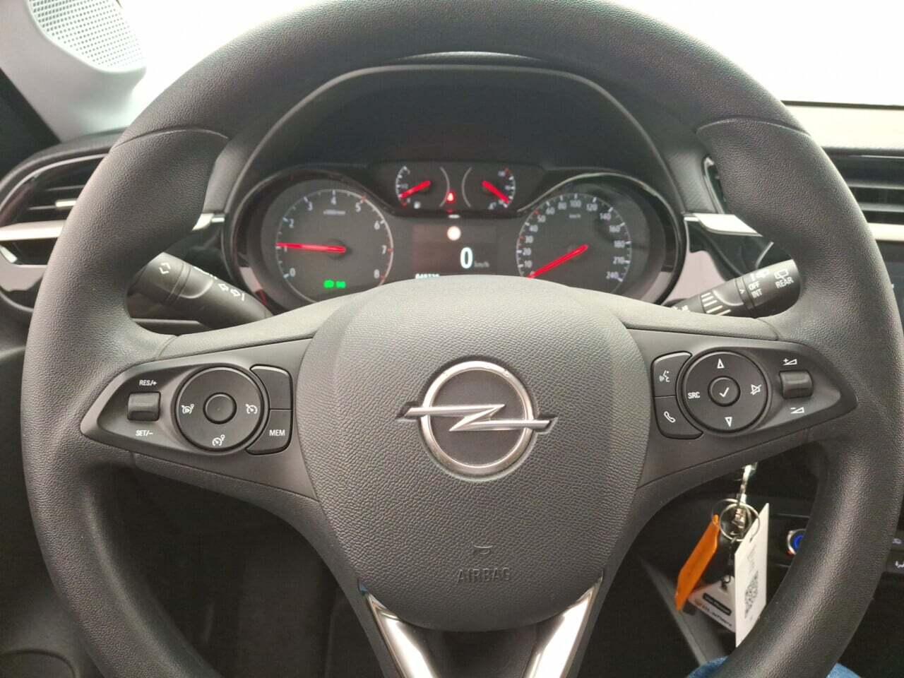 OPEL Corsa 1.2 Edition photo