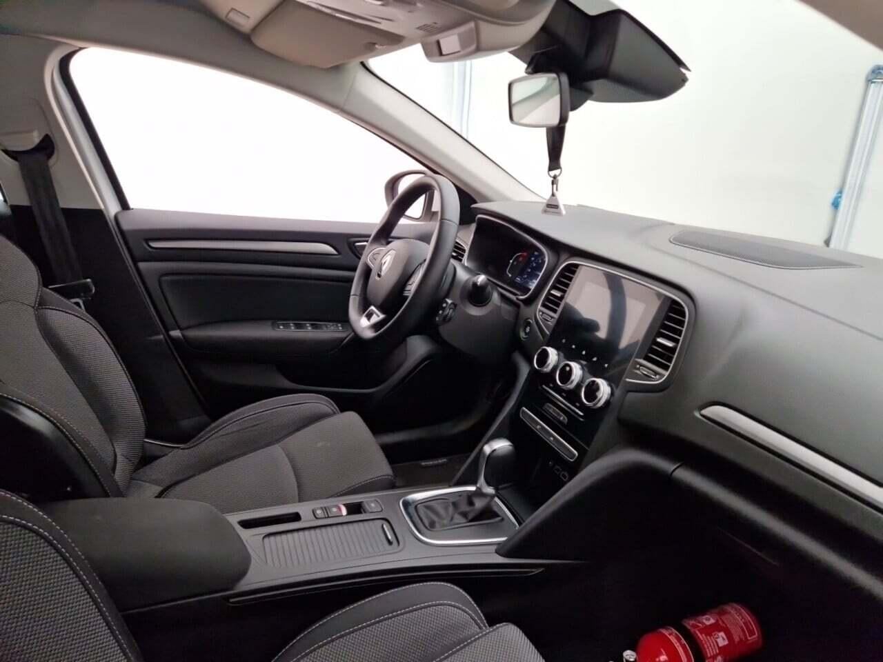 RENAULT Mégane Estate 1.5 Blue dCi Intens photo