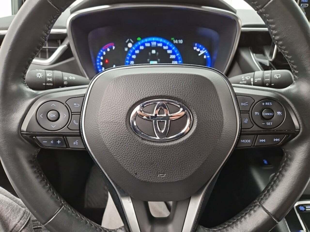 TOYOTA COROLLA 1.8 Hybrid Business Plus AUT. photo