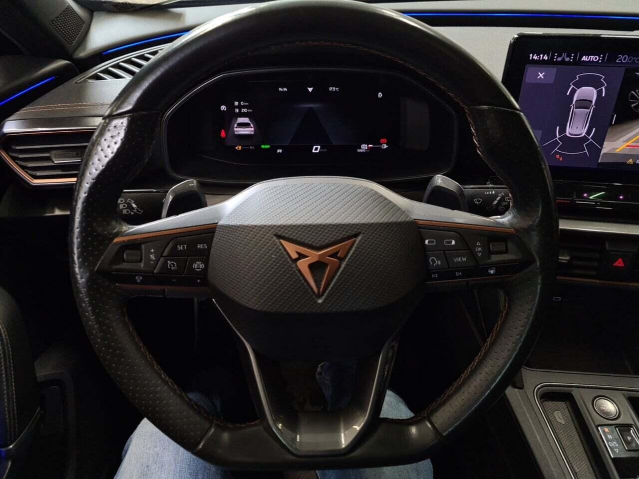 CUPRA Formentor 1.4 e-Hybrid VZ Copper Ed. DSG photo