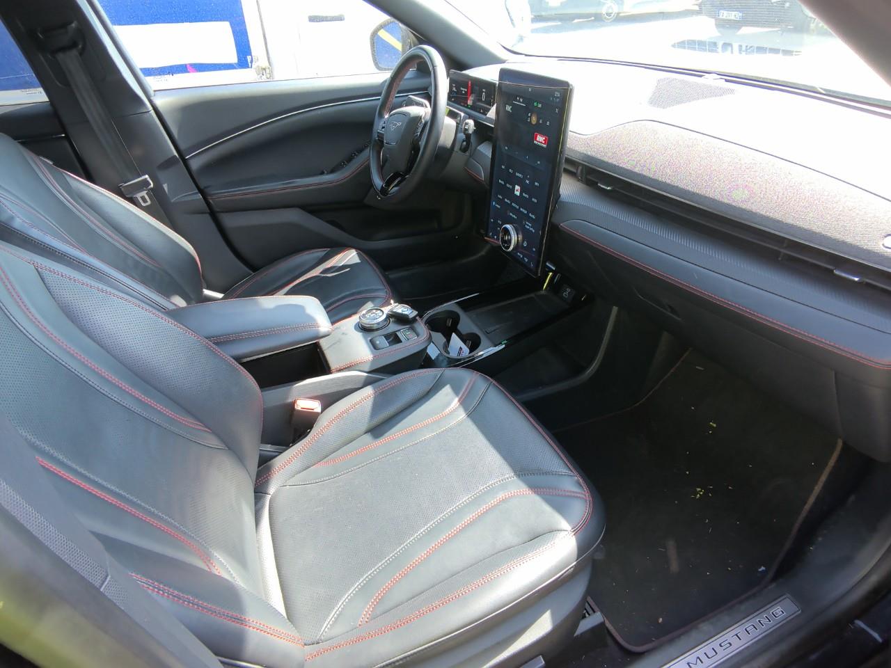 MUSTANG MACH-E 269 AWD RSK photo