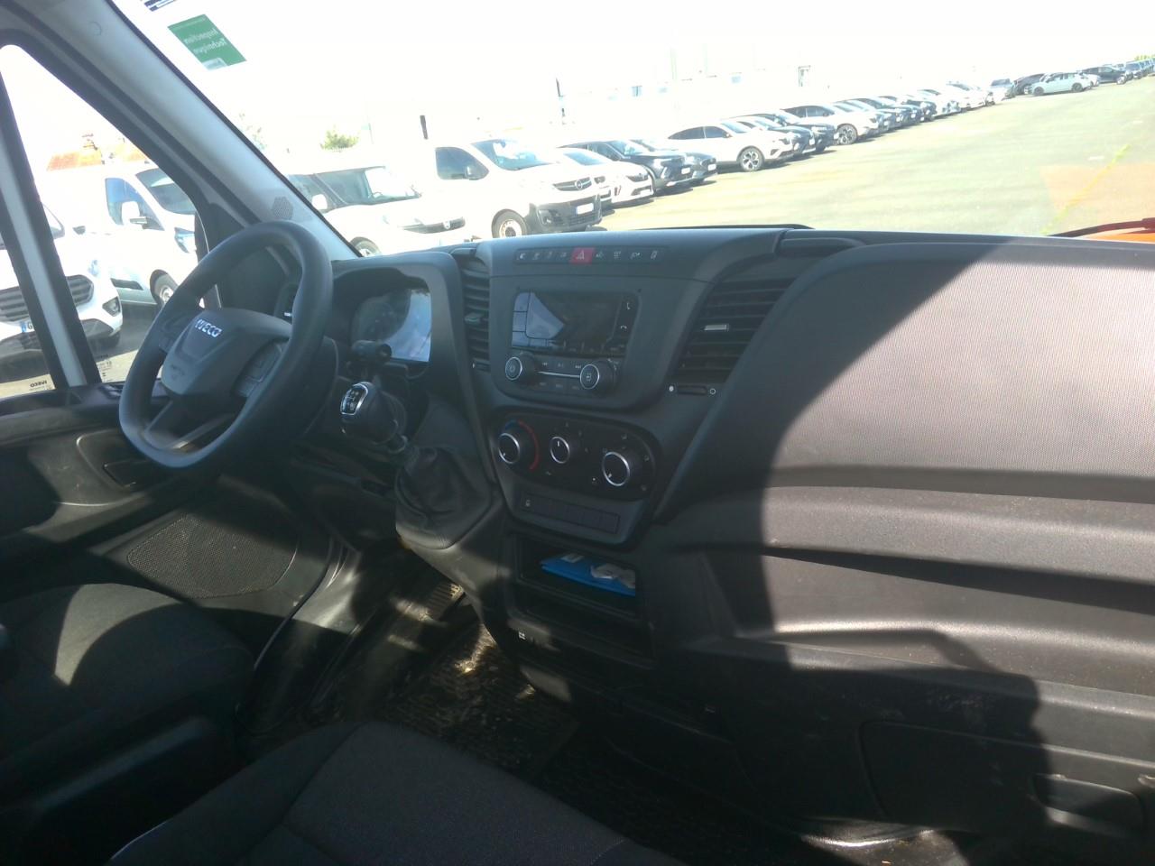 Daily Porte Voiture 35S16H 3,0 160cv photo