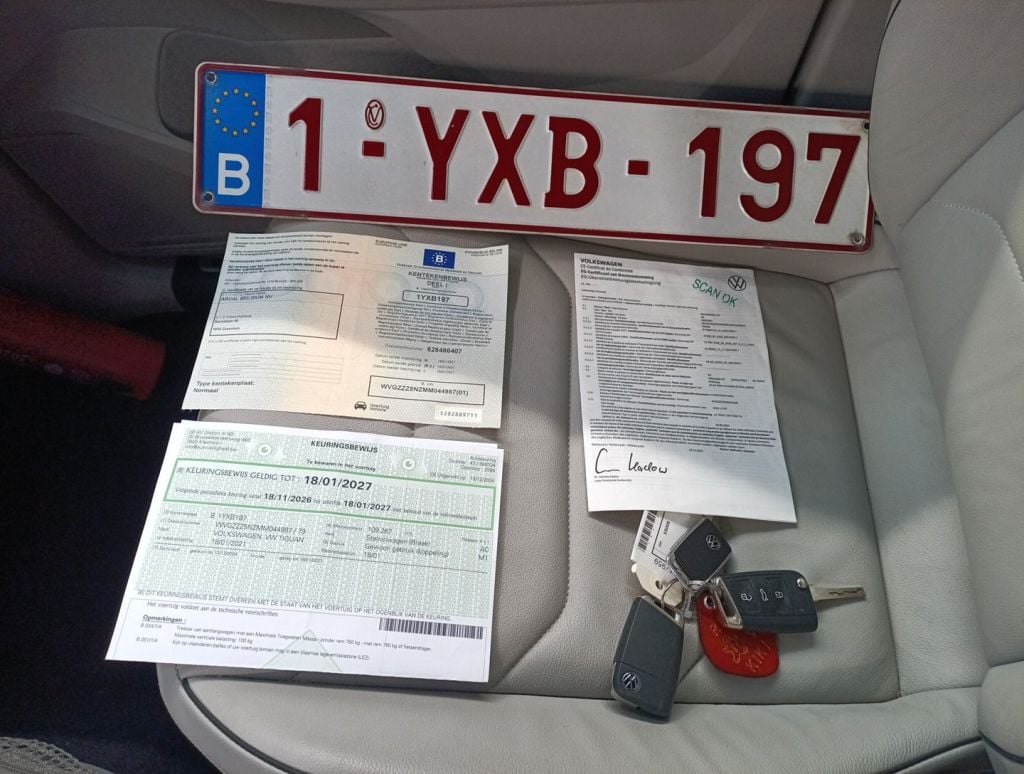Volkswagen Tiguan Allspace 2.0 TDI SCR DSG7 4WD Comfortline 5d photo