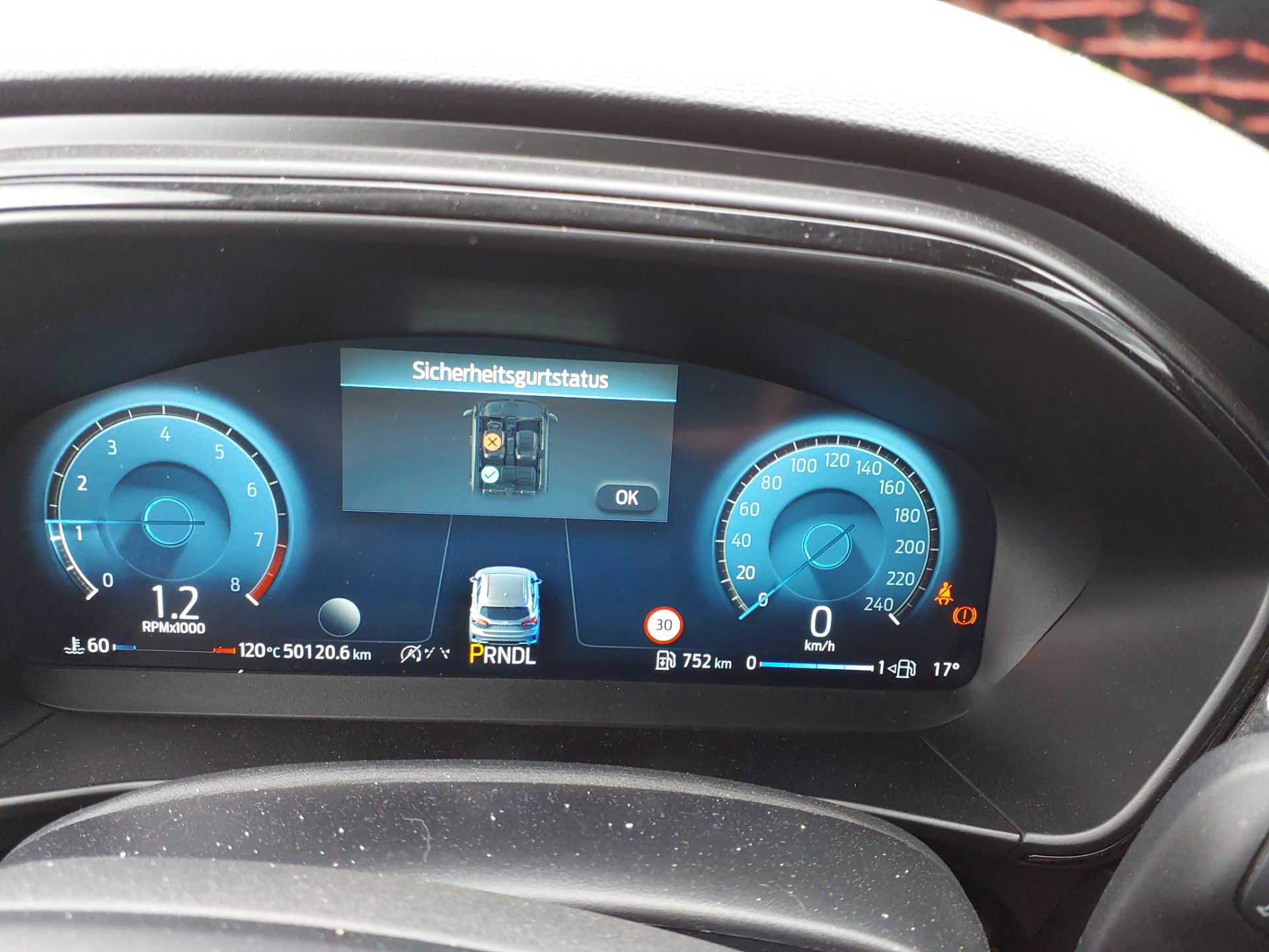FORD Focus Berlina 1.0 Ecoboost 114KW 155CV S6.2 ST-LINE X(Winterpack) photo