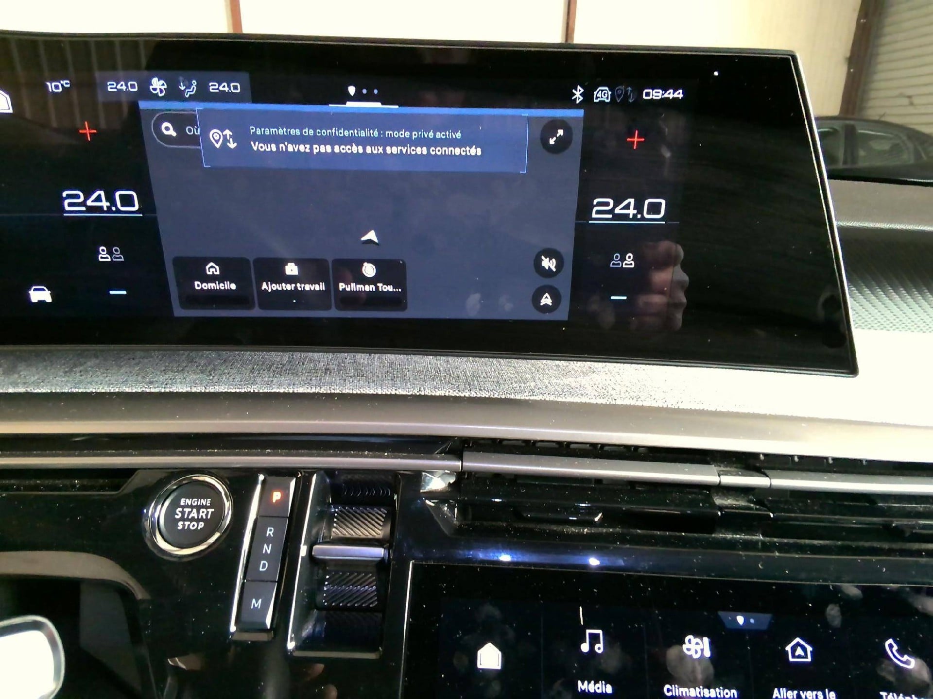 Peugeot 5008 Allure Hybrid 145 e-DCS6 photo