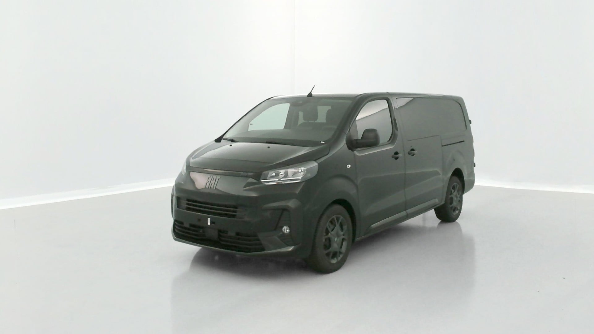 Fiat Scudo XL Pack Premium Connect 2.0 BlueHDi 180 photo