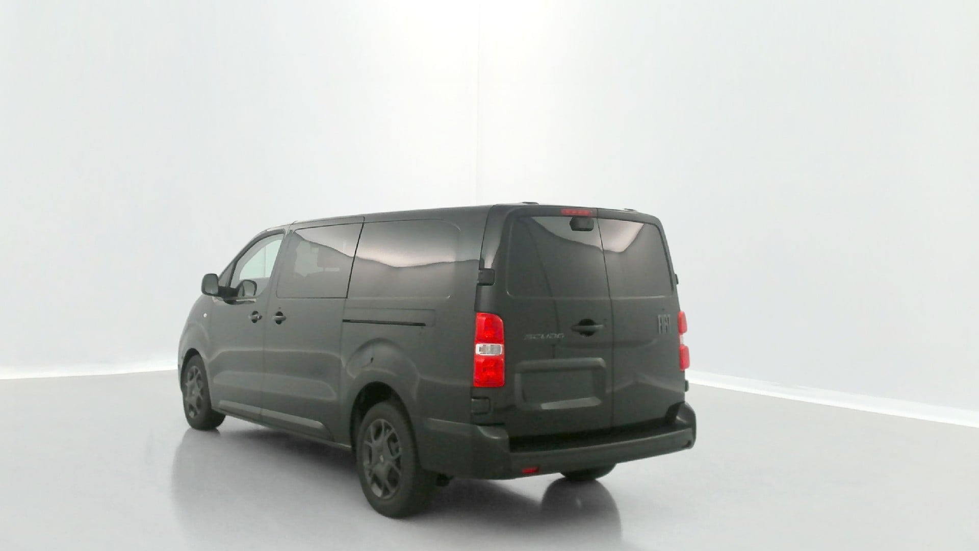 Fiat Scudo XL Pack Premium Connect 2.0 BlueHDi 180 photo