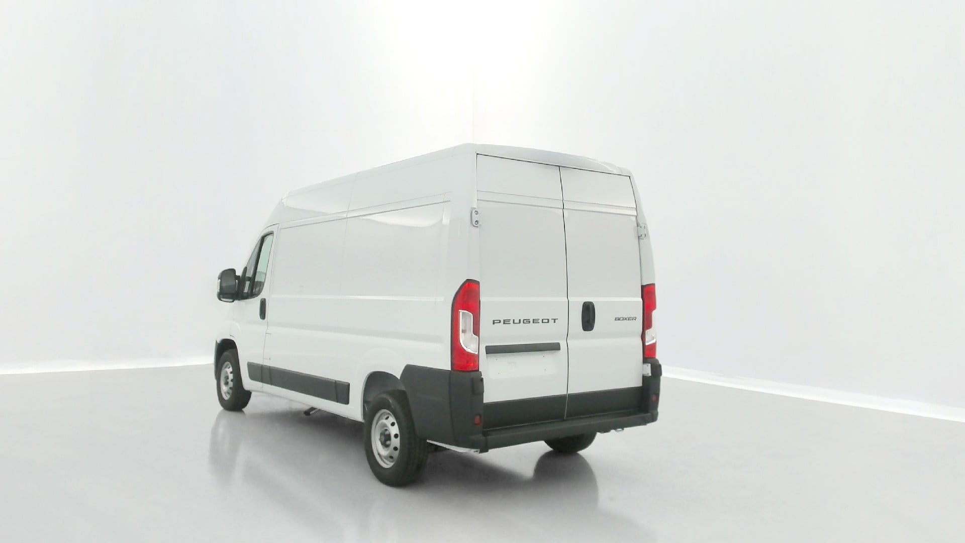 Peugeot Boxer L2H2 3.5 2.2 BlueHDi 140ch 2.2 BlueHDi 140ch photo