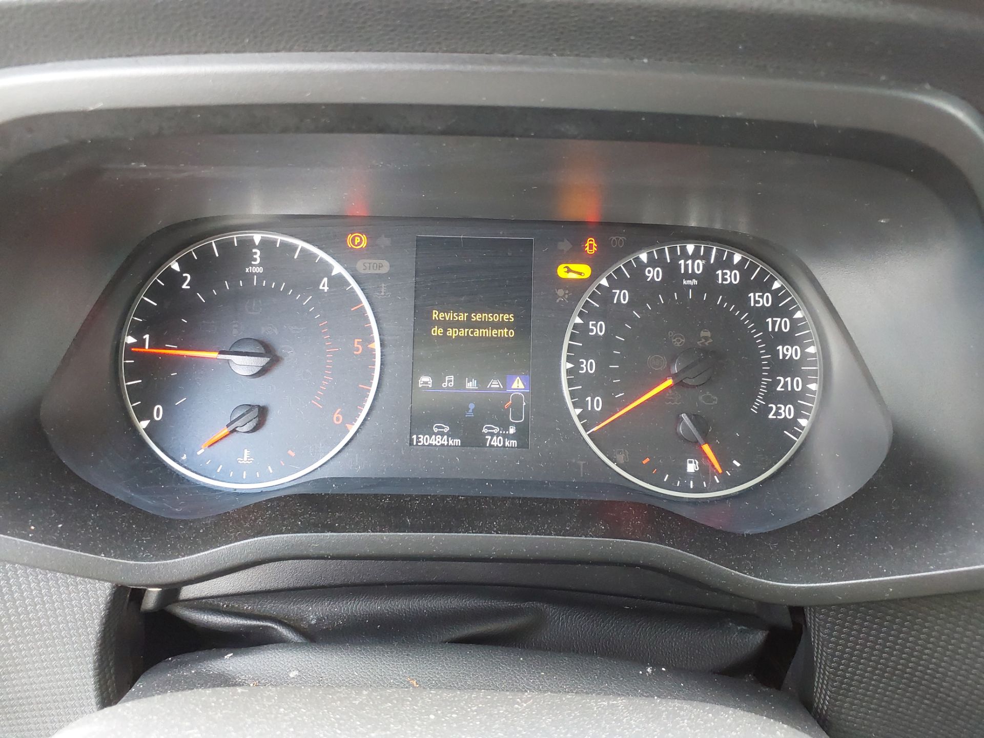 RENAULT Trafic 27 L2H1 Blue dCi 96 kW (130 CV) 6M3 Energy photo