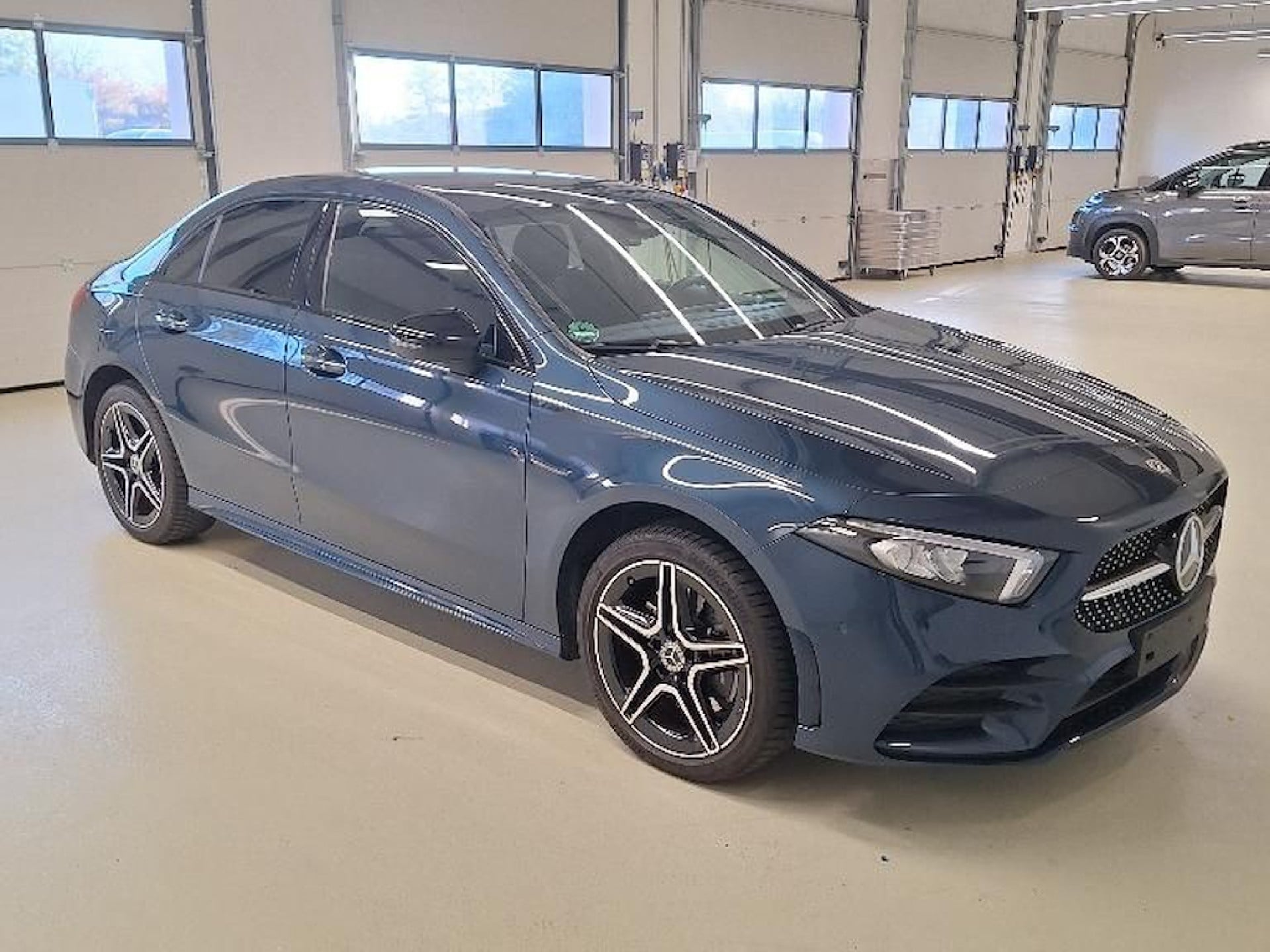 Mercedes-Benz A 250 AMG-Line 250 e