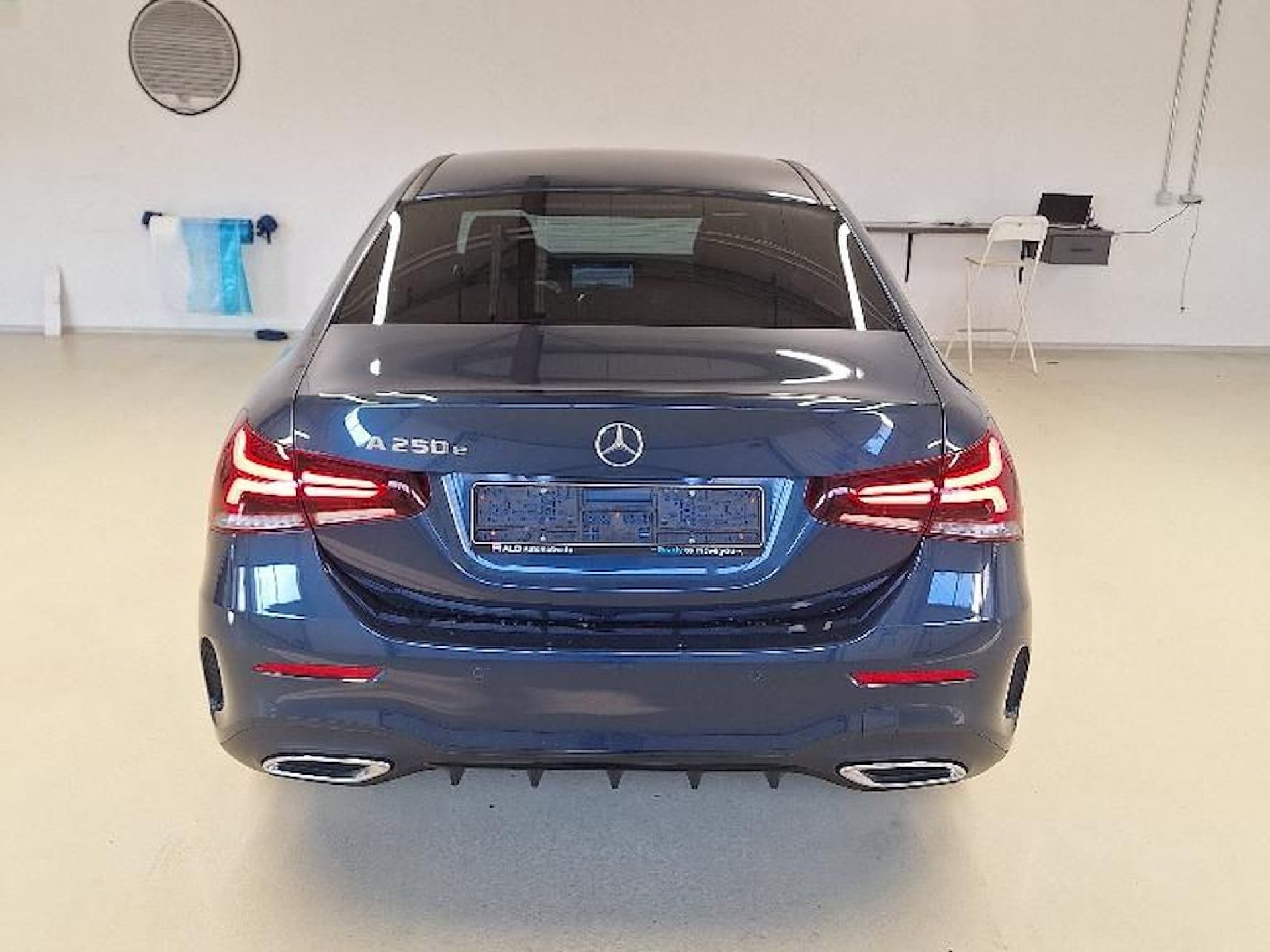 Mercedes-Benz A 250 AMG-Line 250 e photo