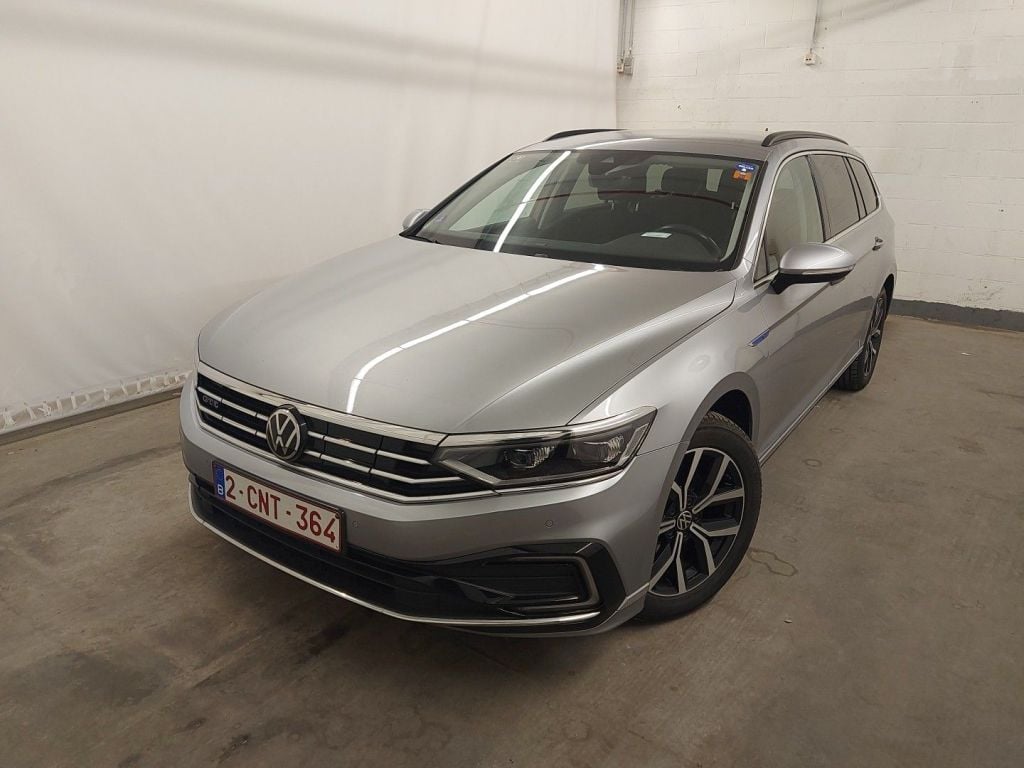 Volkswagen Passat Variant 1.4 TSI DSG6 GTE Business 5d