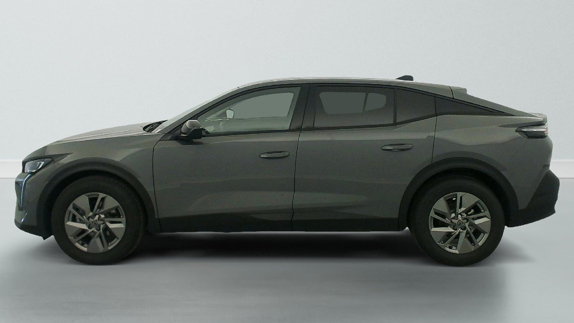 Peugeot 408 Hybrid 145 e-DCS6 Allure photo
